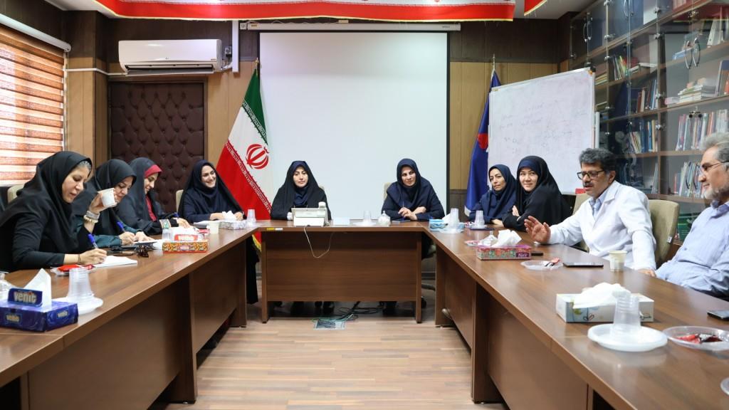 مدیر عامل قم  6