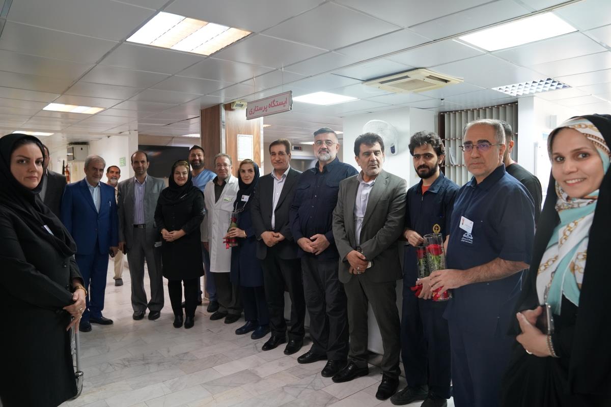 اهدای گل پرستار 1404 69