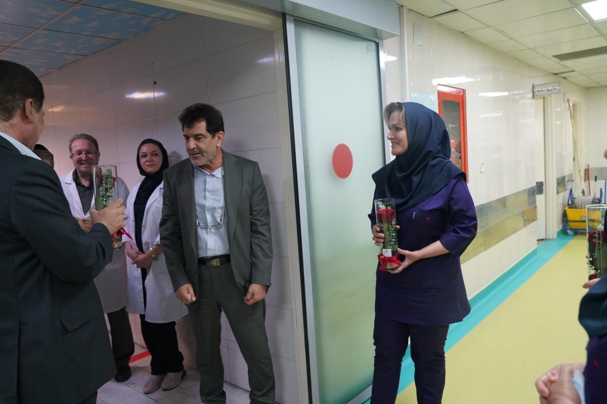 اهدای گل پرستار 1404 43