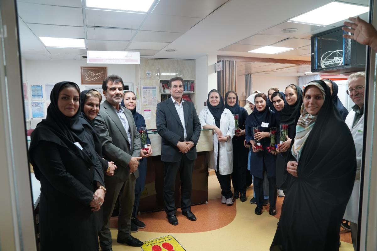 اهدای گل پرستار 1404 21