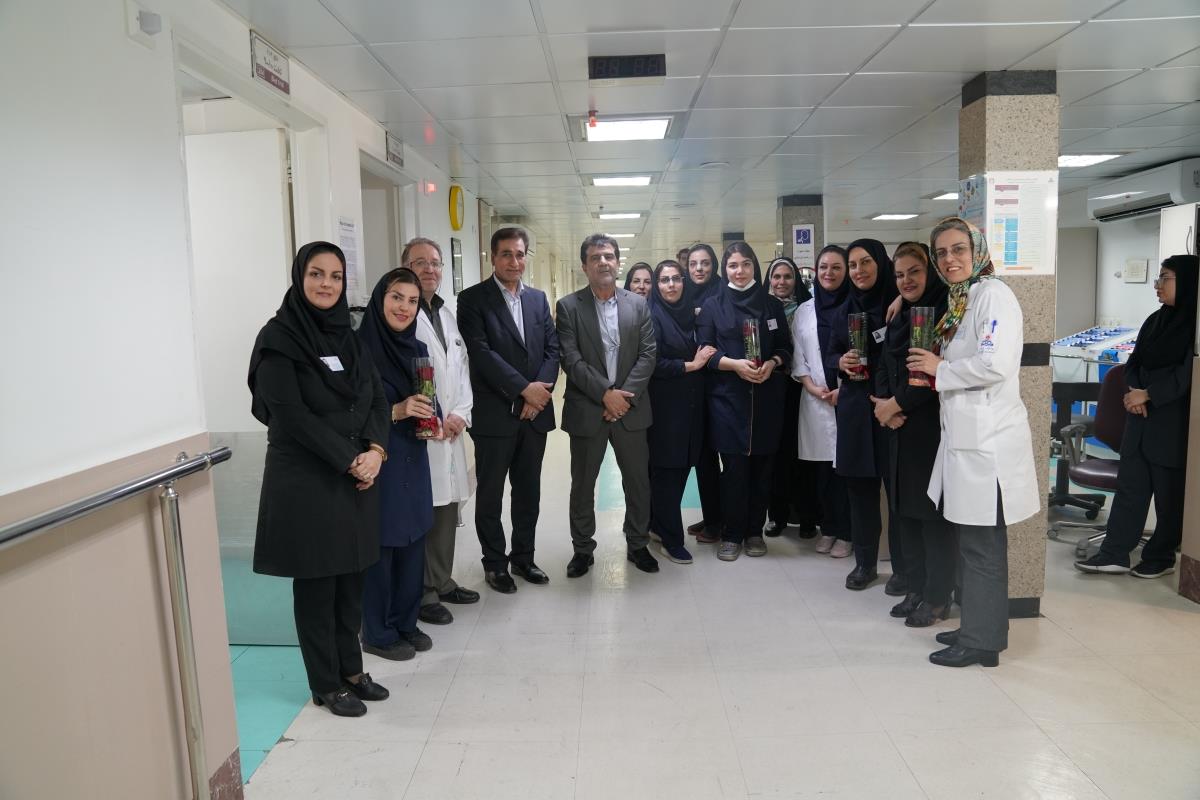 اهدای گل پرستار 1404 18