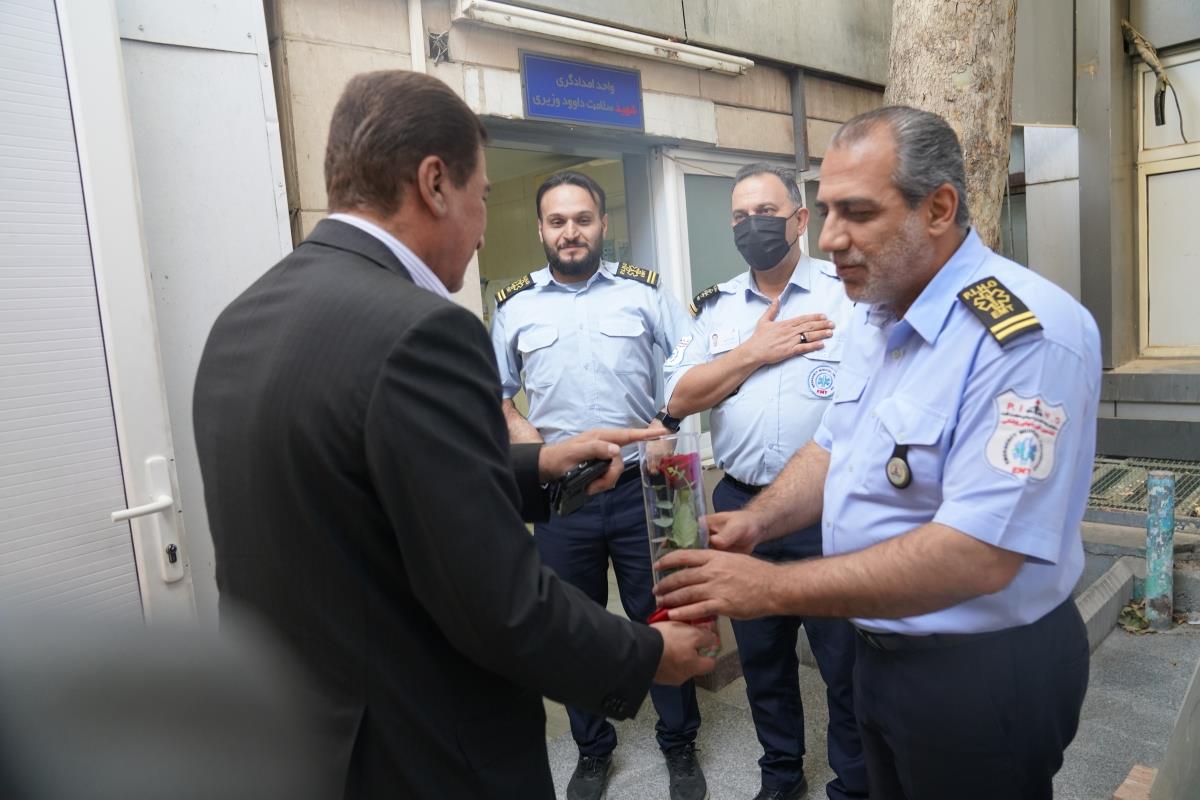 اهدای گل پرستار 1404 6