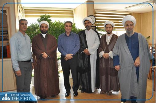 دیدار ائمه جماعات مراکز سلامت با ریاست بهداشت، درمان و بیمارستان صنعت نفت تهران به مناسبت روز پزشک