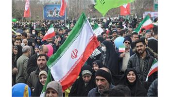 گزارش تصویری / حضور بهداشت و درمان صنعت نفت در راهپیمایی ۲۲ بهمن